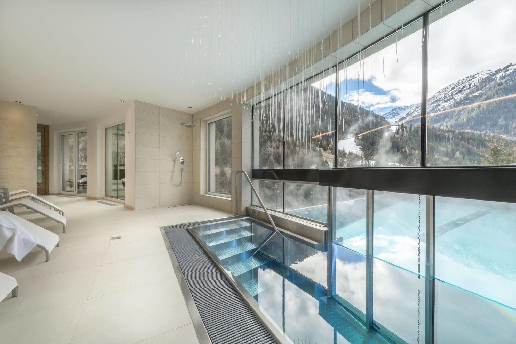 Heart Hotel Grischuna Sankt Anton am Arlberg Buitenkant foto