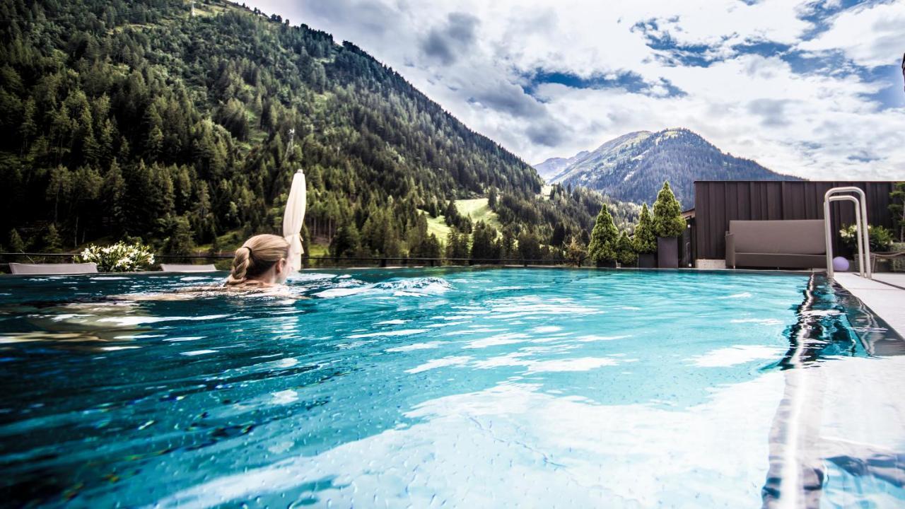 Heart Hotel Grischuna Sankt Anton am Arlberg Buitenkant foto